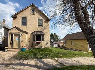 124 3rd St SW, Chisholm, MN 55719