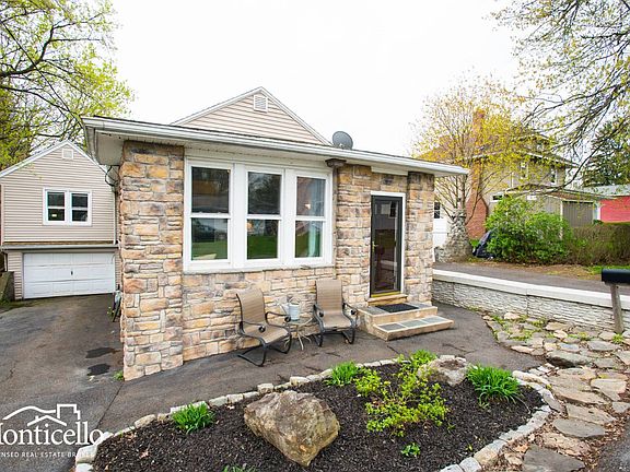 4th image of 10 Zoar Ave