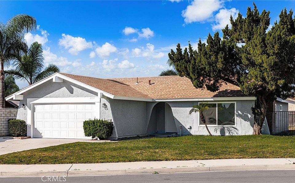1st image of 2714 S Pebble Beach Ct