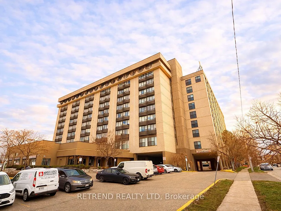 2737 Keele St #205