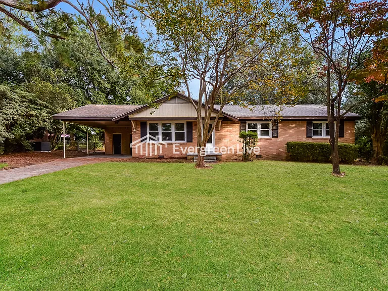 1004 Eastmont Dr — Photo 1