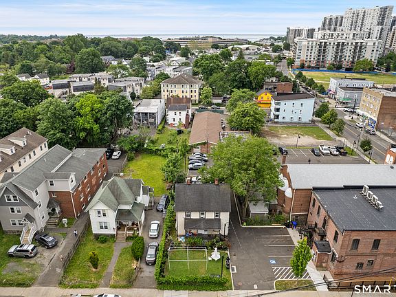 4th image of 171 Henry Street