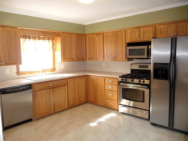 2nd image of 147 Edgerton Dr
