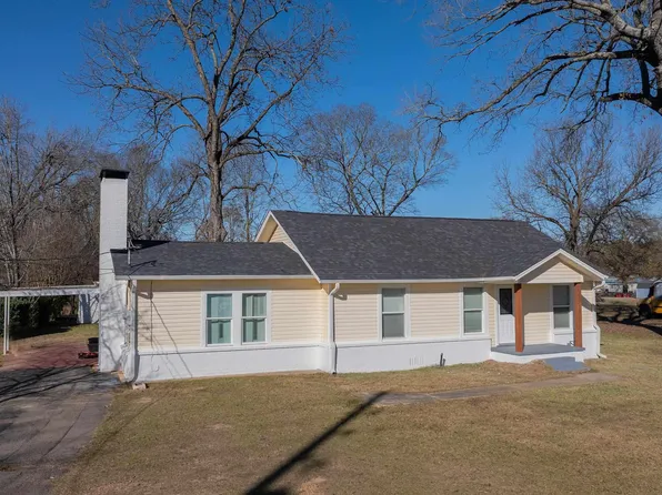 367 Broadway Ave, Maud, TX 75567