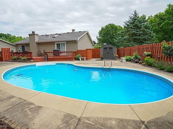 5th image of 510 Woodbury Ct