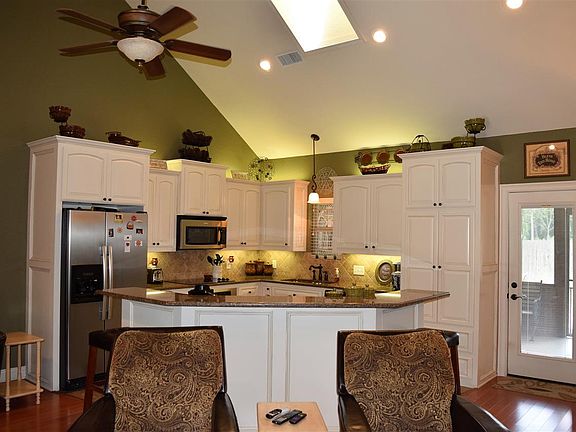 4th image of 7311 Palisades Dr