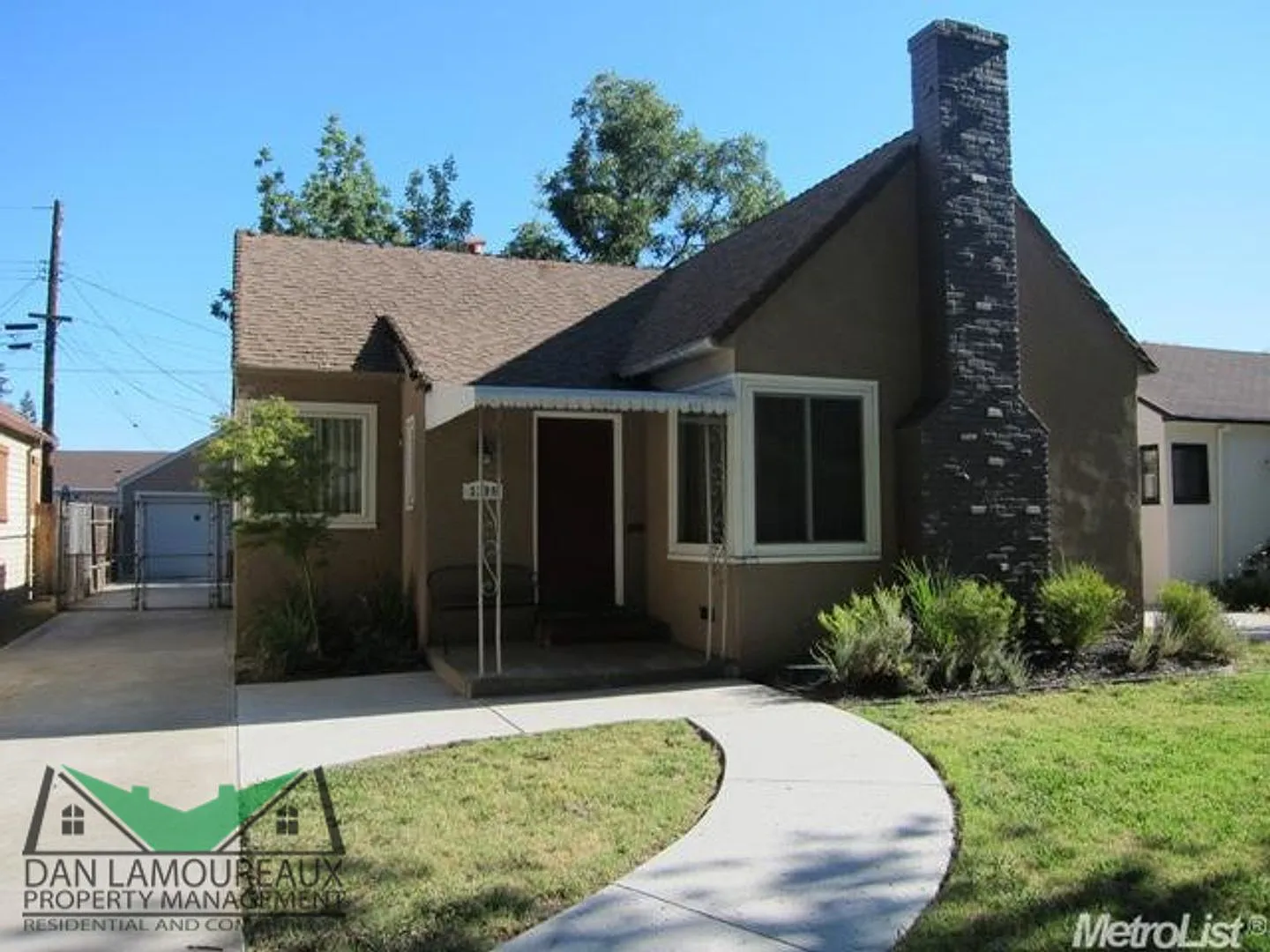 3208 11th Ave photo 1