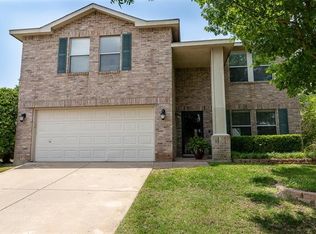 5121 Bedfordshire Dr, Fort Worth, TX 76135