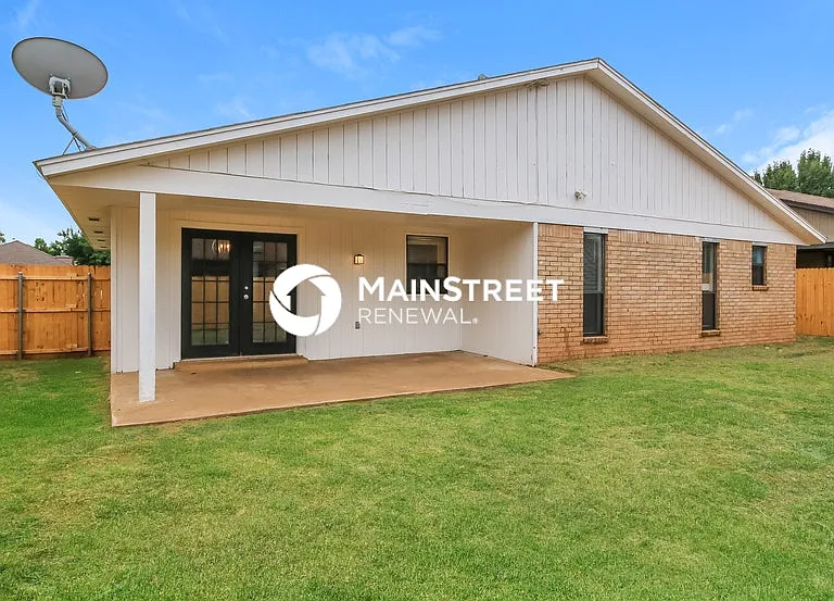 2905 Parkside Dr — Photo 16