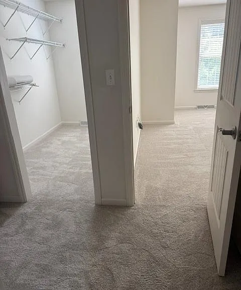 111 Village Dr — Photo 18
