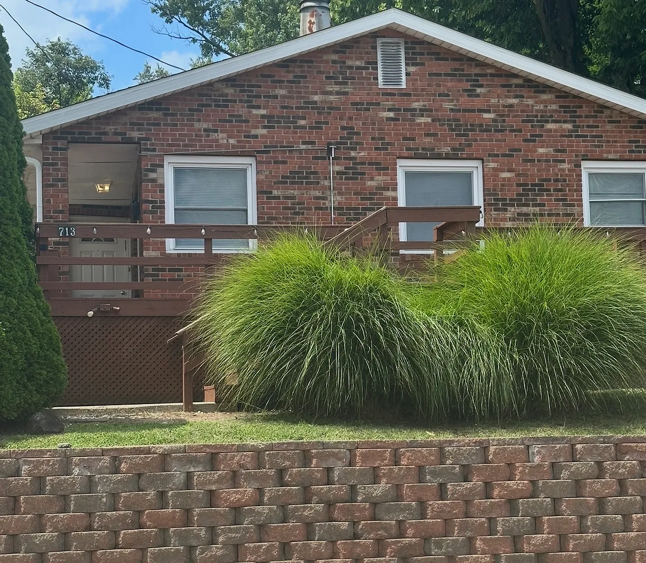 4 bed, 1358 sqft, $3,900 — Photo 1