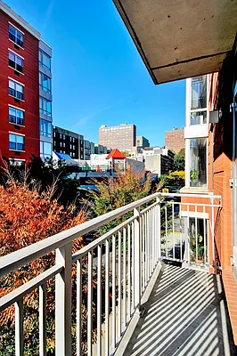 Rented by Nest Seekers International | media 8