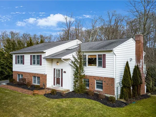 60 Dahlia Drive, Mahopac, NY 10541