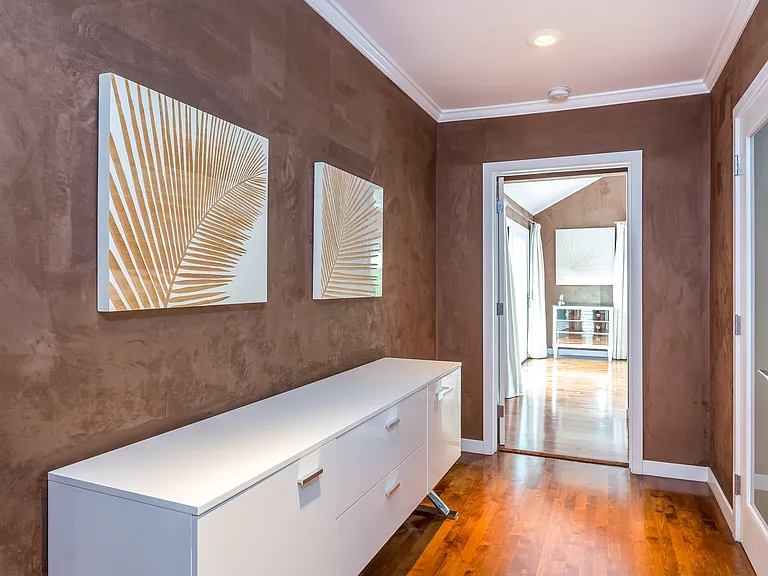 1321 Londonderry Pl — Photo 19