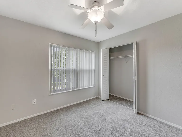 10237 Eastern Lake Ave — Photo 16