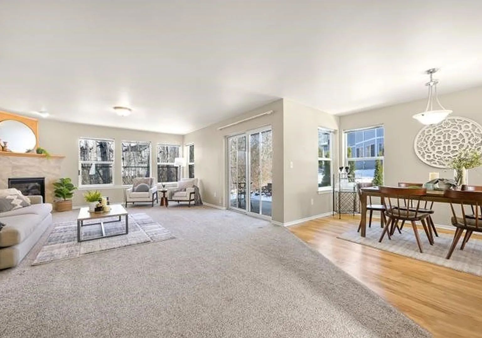 This Great Condo is a Must See! — Photo 2