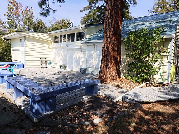 3rd image of 2505 Silvery Beach Rd