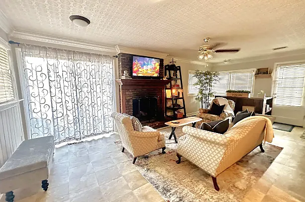 2158A Lower Roswell Rd — Photo 33