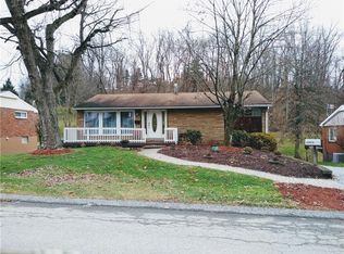 4866 Hialeah Dr, Pittsburgh, PA 15239