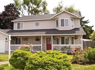 3819 Long Ridge Dr, Springfield, OR 97478