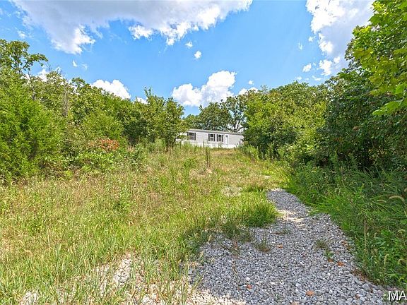 2nd image of 26224 Rochester Rd