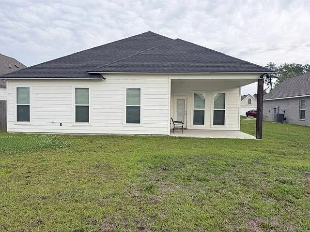 75429 Victoria Dr — Photo 5