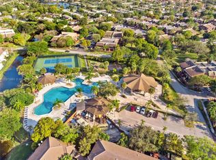 6517 SW 116th Pl, Miami, FL 33173