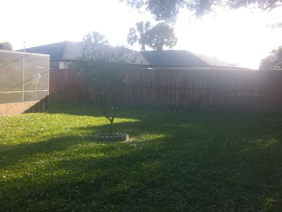 2nd image of 1110 Alladin Dr