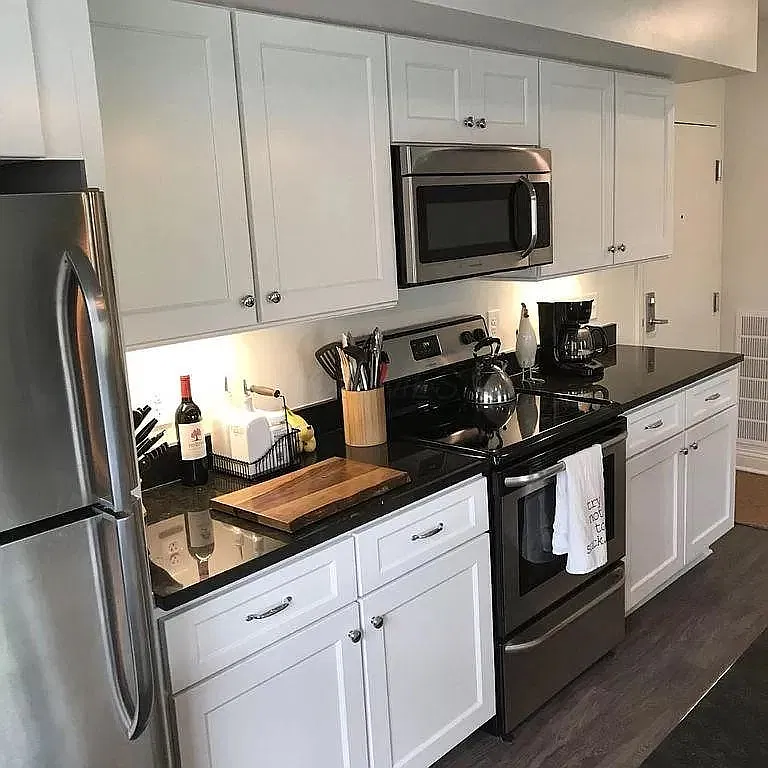 738 Bryden Rd — Photo 2