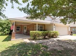 1302 Creek Bend Cv, Hutto, TX 78634