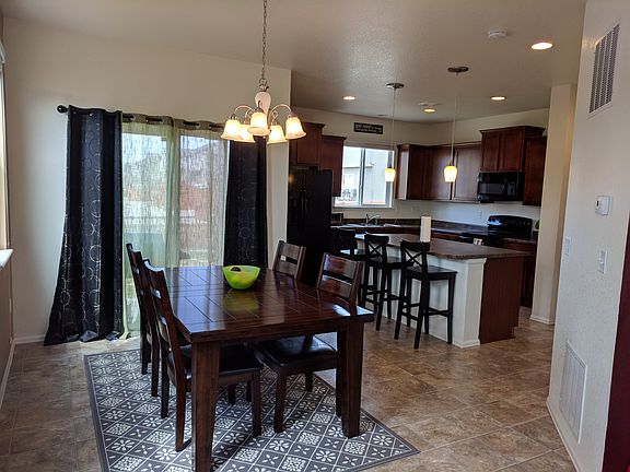 Dining Room & Kitchen