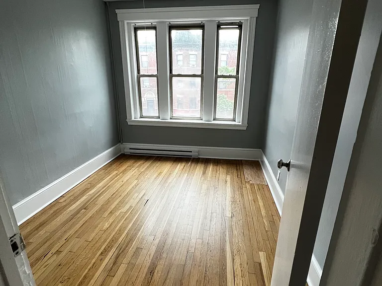 883 Huntington Ave — Photo 57