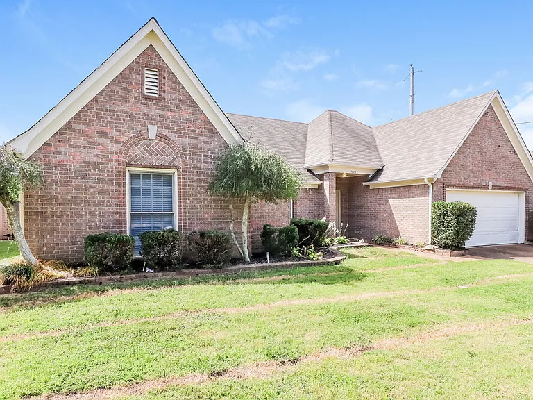 7625 Dexter Park Dr — Photo 3