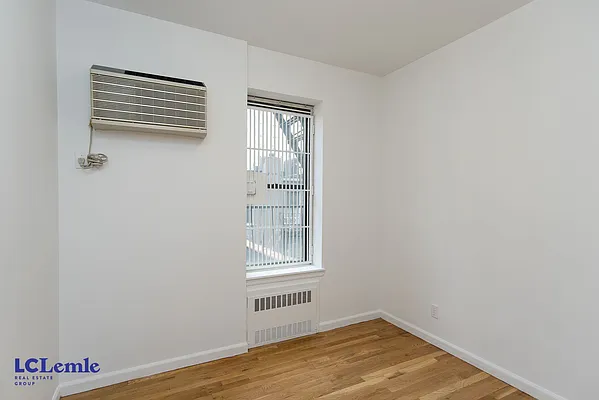 Rented by LC Lemle Real Estate Group | media 21