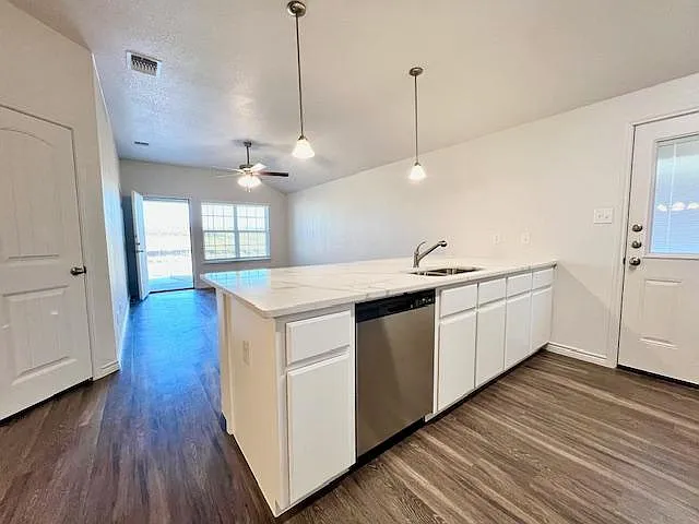 110 Dolphin Dr #A — Photo 13