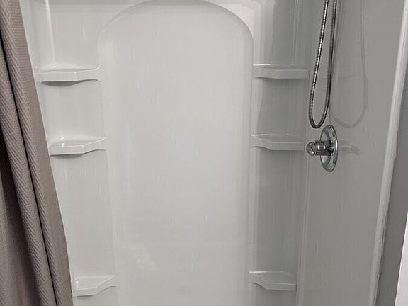 5th image of 4720 Rockville Ct