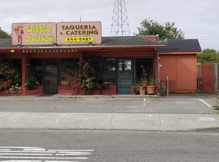 2003 Eich Rd, Eureka, CA 95503