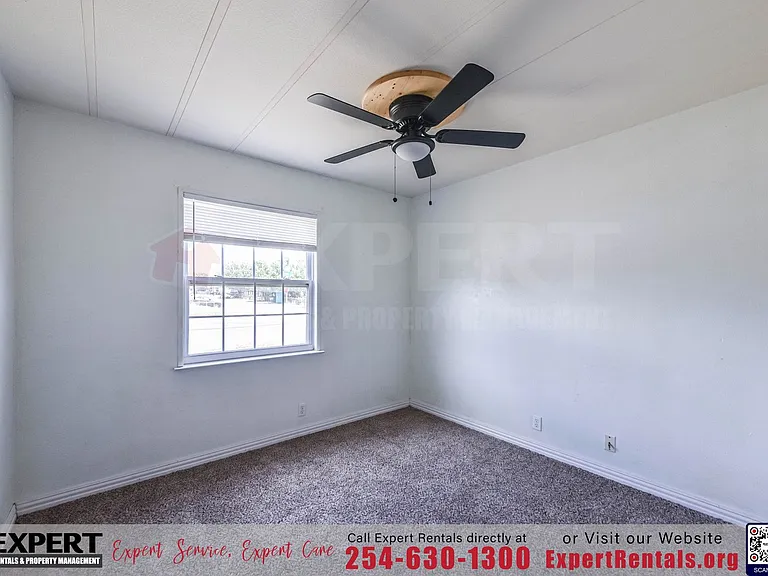 1402 Elyse Dr — Photo 13