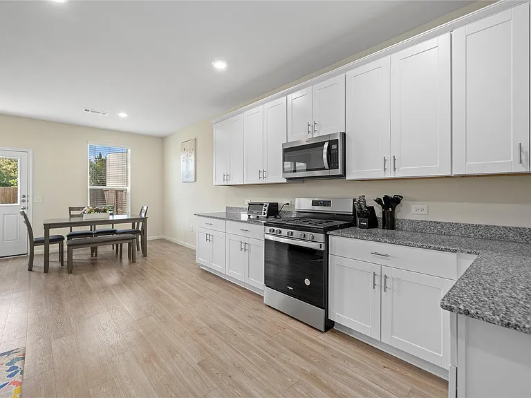 16314 Dutton Clover Dr — Photo 12