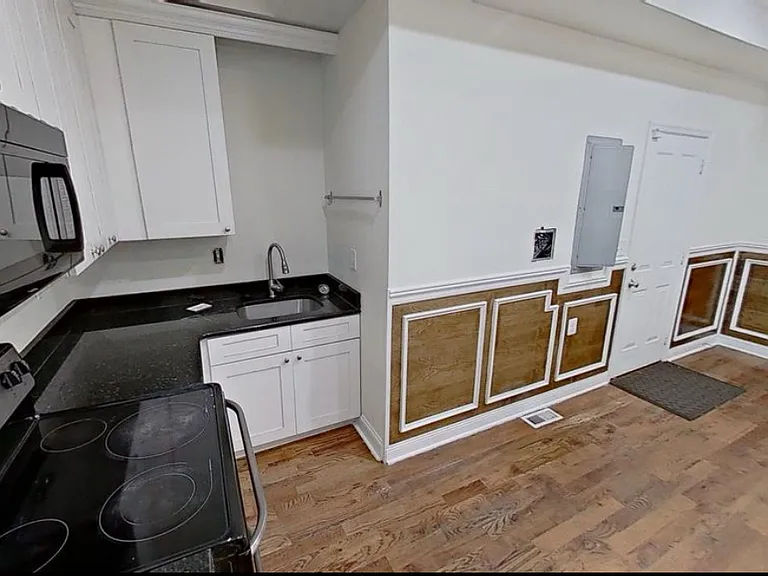 1226 N 16th St #1 — Photo 13