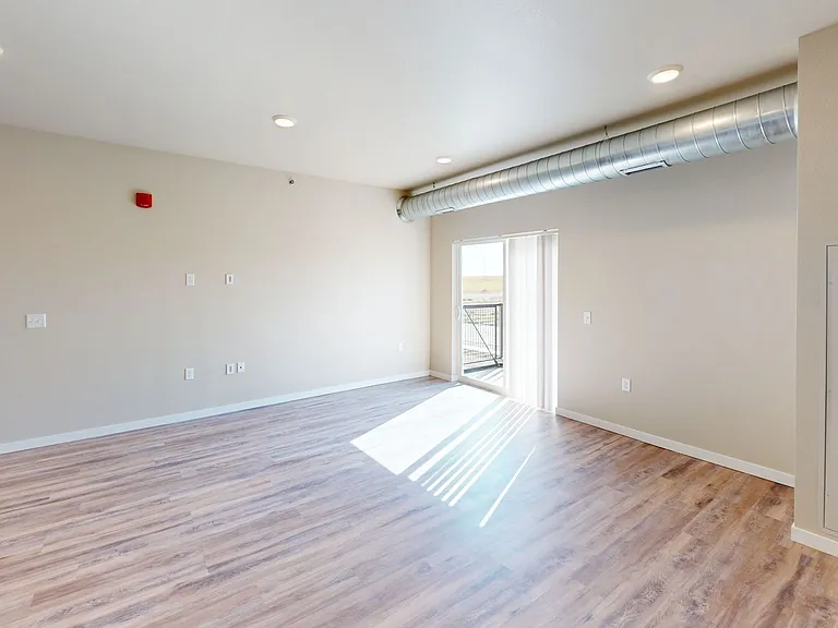 10Bedrock Apartments — Photo 67
