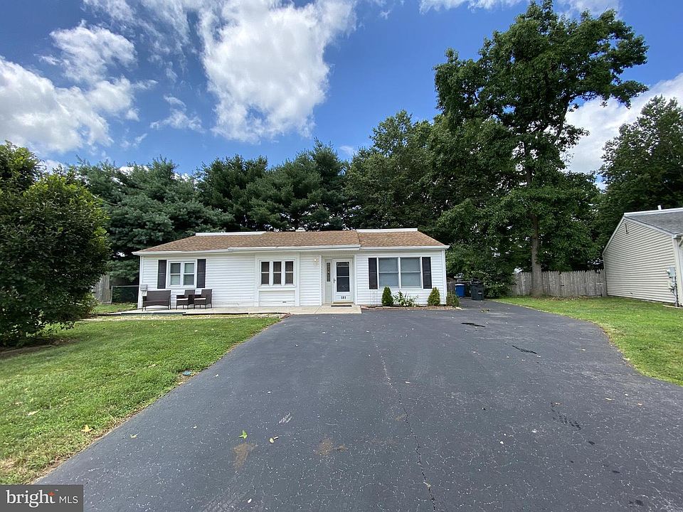 1st image of 181 Piano Dr