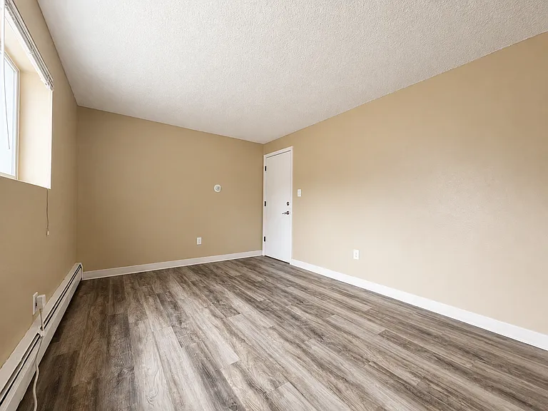 791 W Prentice Ave #103 — Photo 6