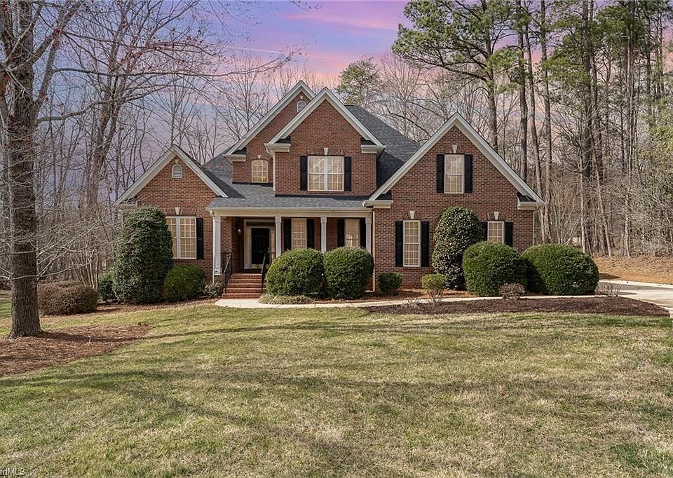 1st image of 916 Troublesome Creek Dr