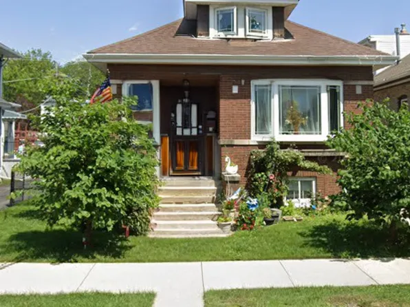 5752 W Byron St, Chicago, IL 60634