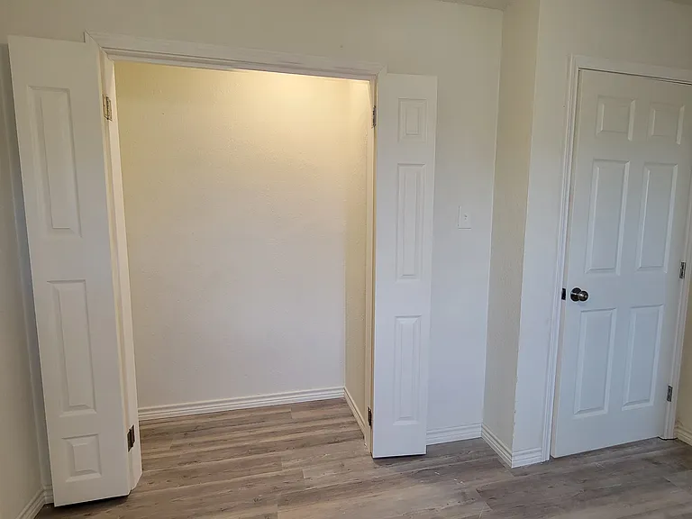 109 Will St — Photo 15