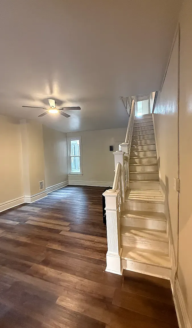 3 bed, 1314 sqft, $2,000 — Photo 3