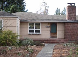 12557 Greenwood Ave N, Shoreline, WA 98133