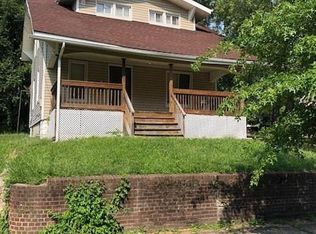 1260 Manchester Rd, Akron, OH 44307