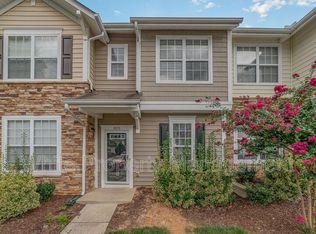825 Gentlewinds Ct, Fort Mill, SC 29708